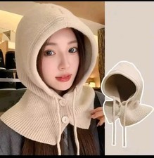 Sciarpa con cappuccio in